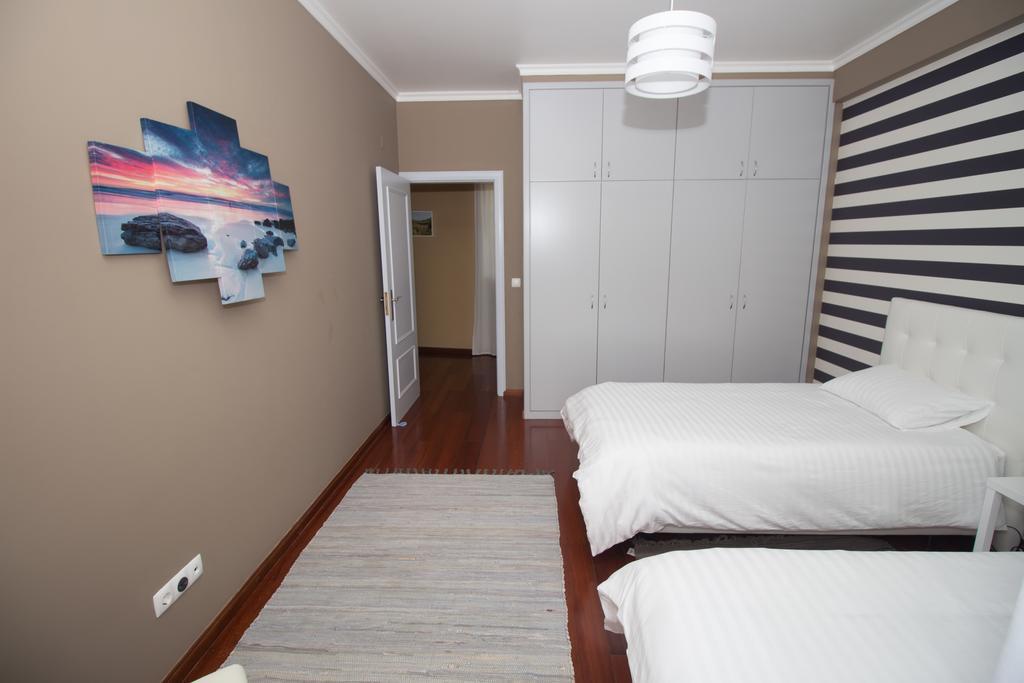 Oliveira'S Apartments - Madeira Island Понта-Делгада Экстерьер фото