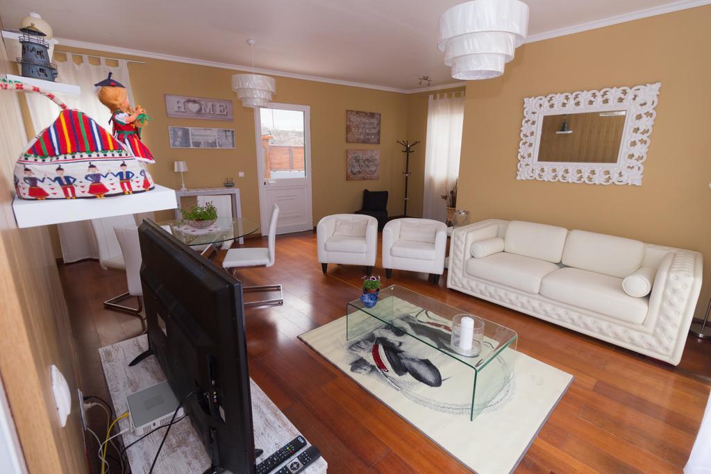 Oliveira'S Apartments - Madeira Island Понта-Делгада Экстерьер фото