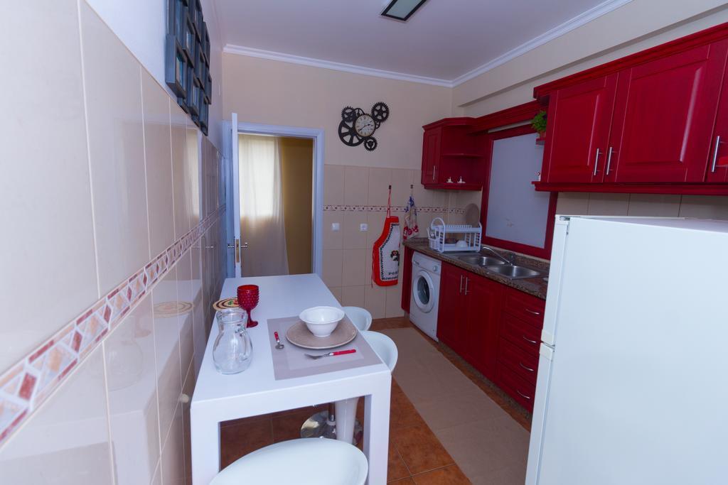 Oliveira'S Apartments - Madeira Island Понта-Делгада Экстерьер фото